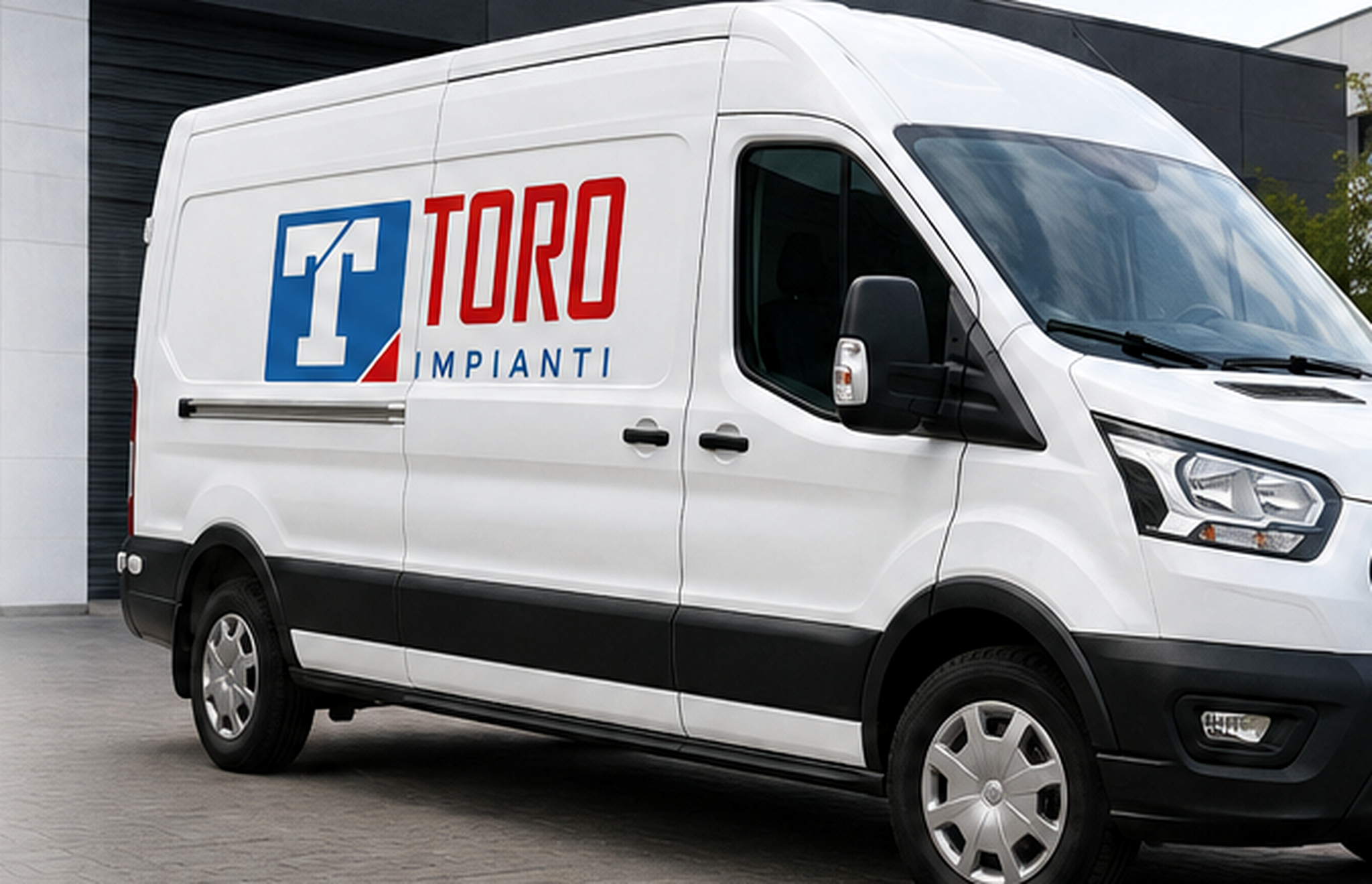 Ford Transit bianco Toro Impianti, versione grande ultima generazione